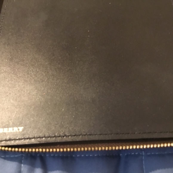 Authentic Vintage Burberry Haymarket Check I Pad Holder. - Picture 9 of 16